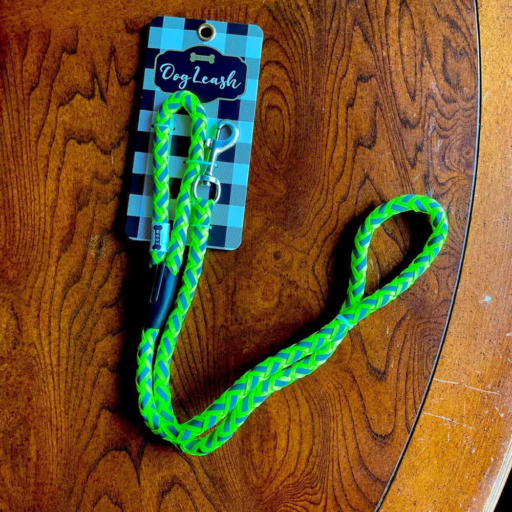 Woof Reflective Pet Leash